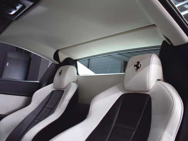 صورة 3 لـ 2019 Ferrari 458 SPIDER