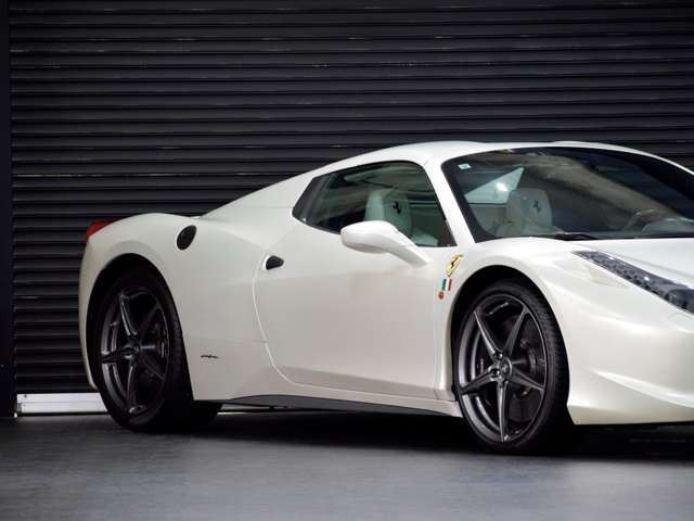 صورة مصغرة 15 لـ 2019 Ferrari 458 SPIDER