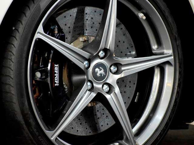 صورة مصغرة 27 لـ 2019 Ferrari 458 SPIDER