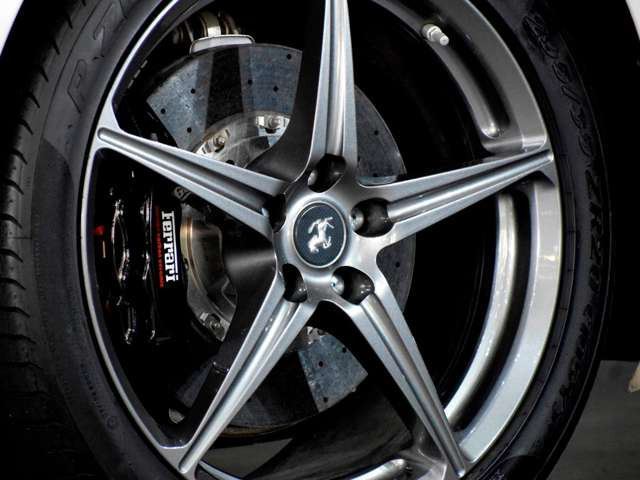 صورة مصغرة 35 لـ 2019 Ferrari 458 SPIDER