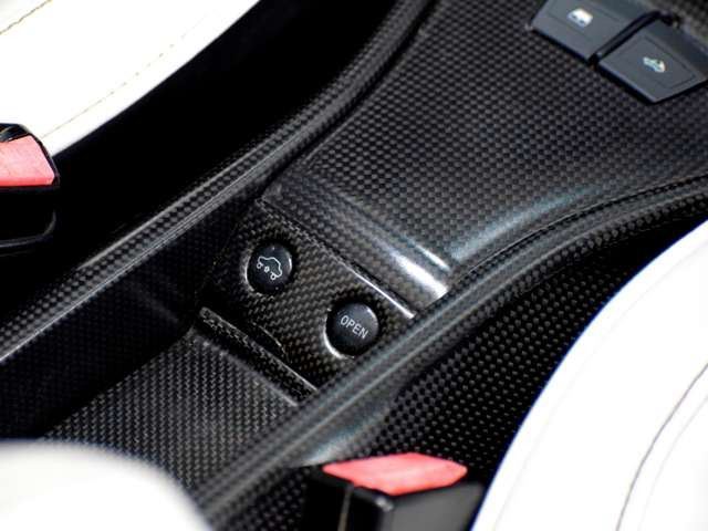 صورة مصغرة 61 لـ 2019 Ferrari 458 SPIDER