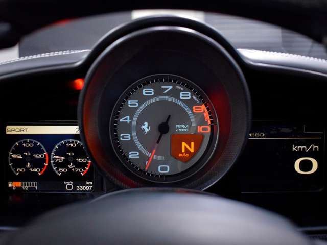 صورة مصغرة 63 لـ 2019 Ferrari 458 SPIDER