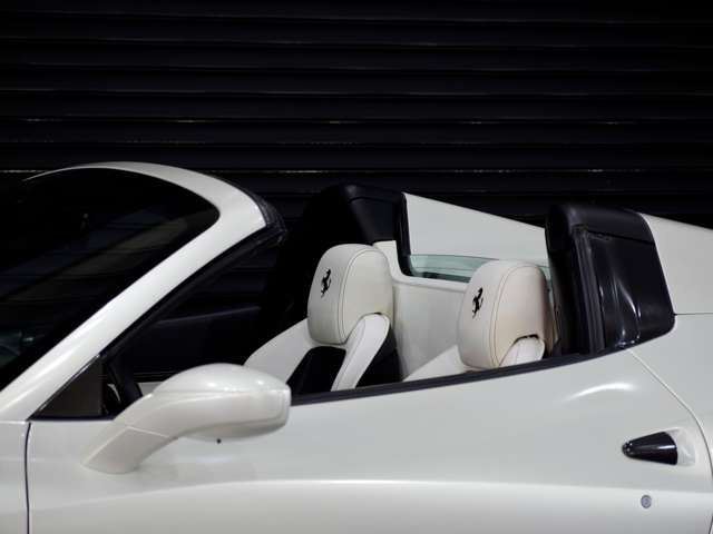 صورة مصغرة 66 لـ 2019 Ferrari 458 SPIDER