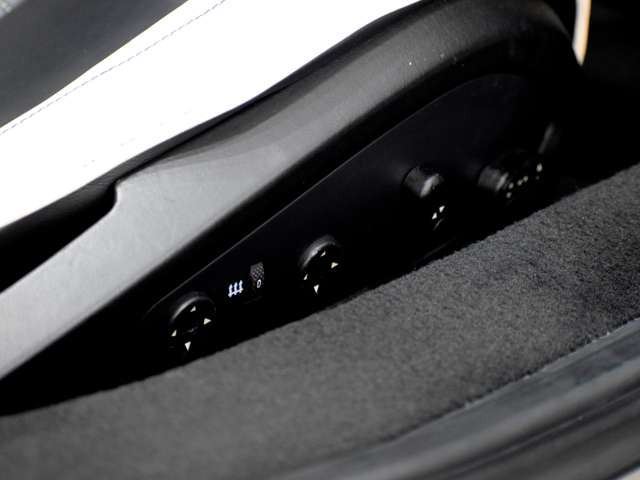 صورة مصغرة 71 لـ 2019 Ferrari 458 SPIDER