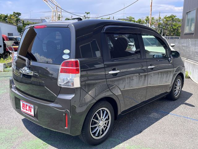 صورة 3 لـ 2016 Toyota SPADE