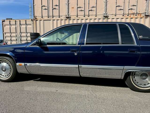 1994 Cadillac FLEETWOOD — миниатюра 16