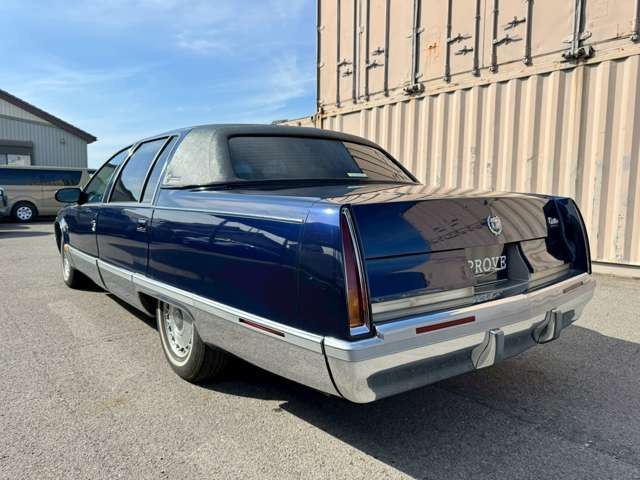 1994 Cadillac FLEETWOOD — миниатюра 19