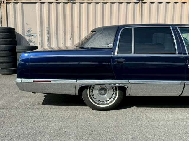 1994 Cadillac FLEETWOOD — миниатюра 26