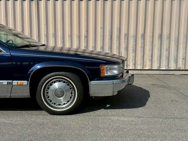 1994 Cadillac FLEETWOOD — миниатюра 28