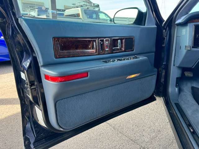 1994 Cadillac FLEETWOOD — миниатюра 50