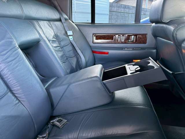1994 Cadillac FLEETWOOD — миниатюра 63