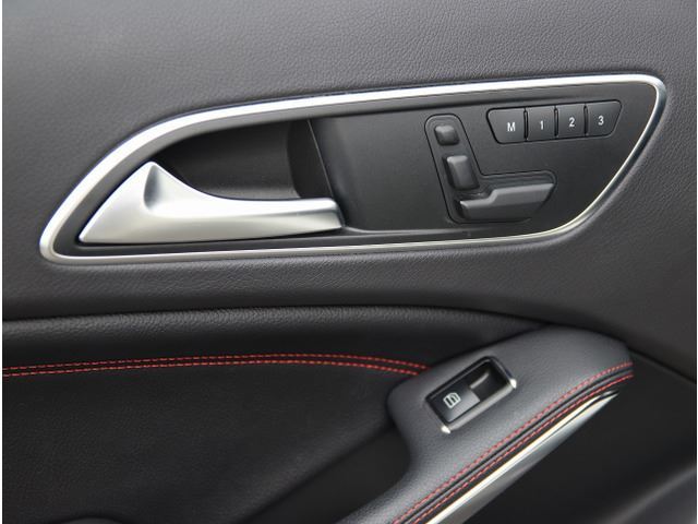 صورة مصغرة 35 لـ 2014 Mercedes-BENZ GLA