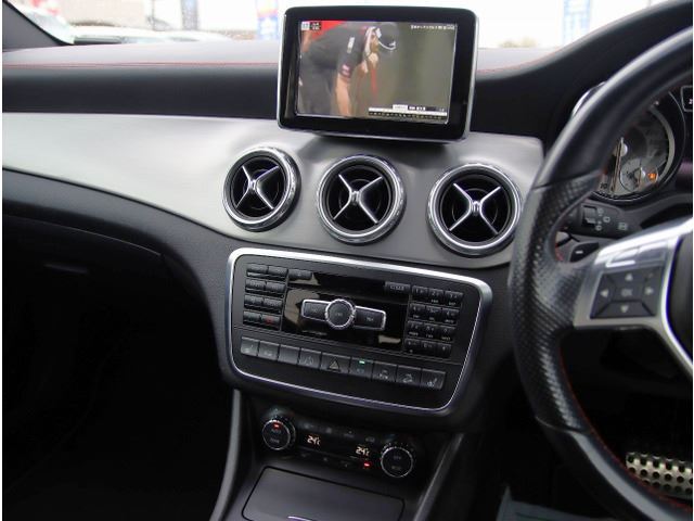 صورة مصغرة 41 لـ 2014 Mercedes-BENZ GLA