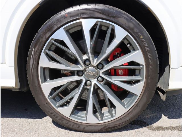 2020 AUDI SQ2 — миниатюра 65