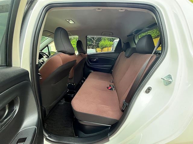 2017 Toyota VITZ 缩略图 13