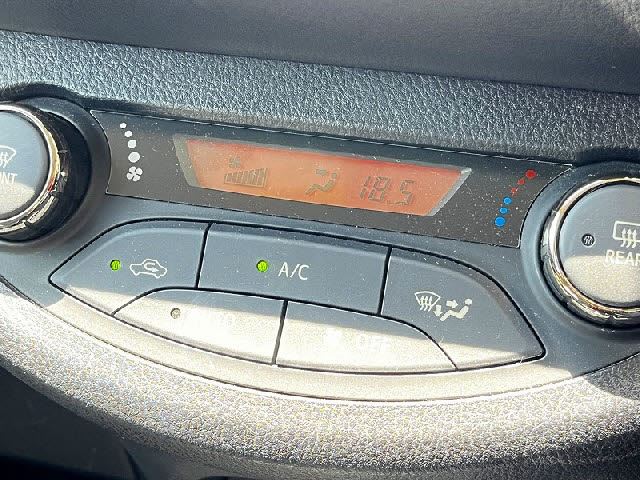 2017 Toyota VITZ 缩略图 17
