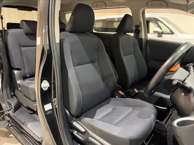 2016 Toyota SIENTA 照片 9