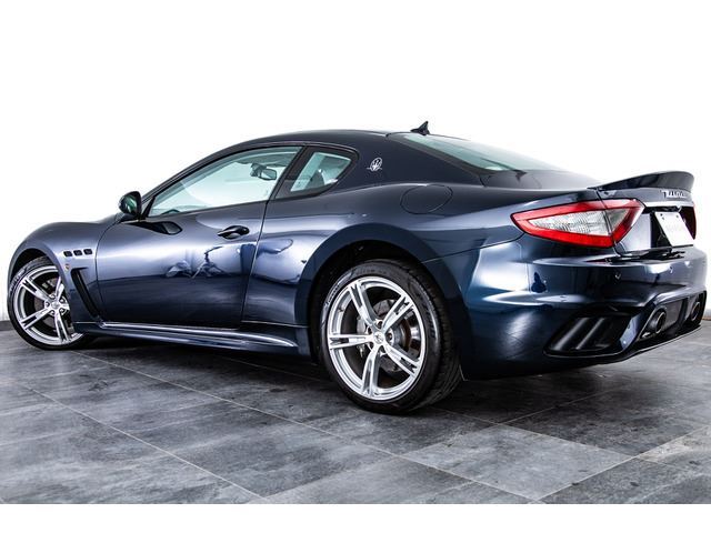 2017 Maserati GRAN TURISMO photo 9