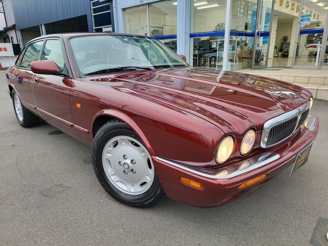 1999 Jaguar XJ — фото 1