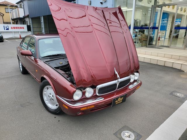 صورة مصغرة 24 لـ 1999 Jaguar XJ