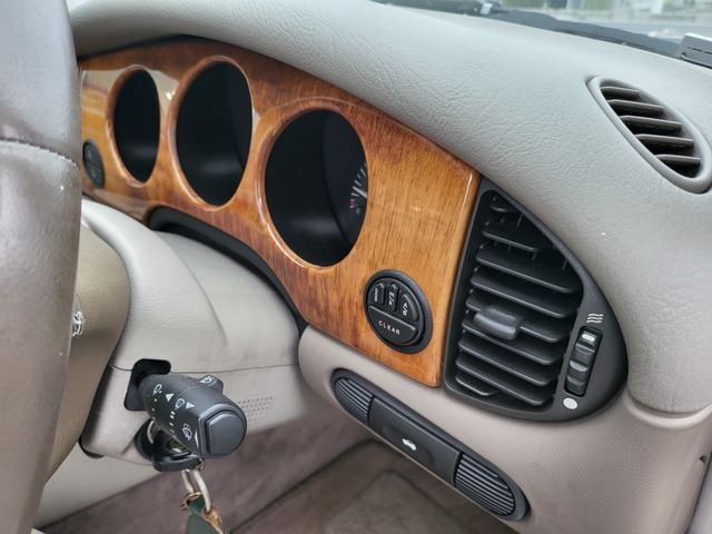 صورة مصغرة 40 لـ 1999 Jaguar XJ
