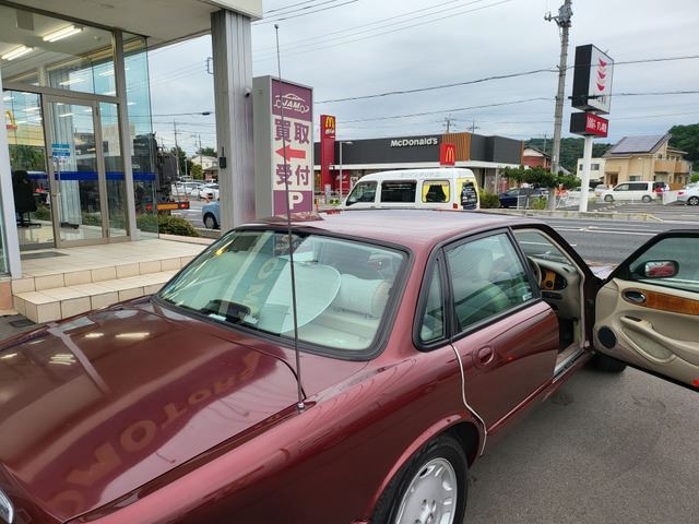 صورة مصغرة 46 لـ 1999 Jaguar XJ