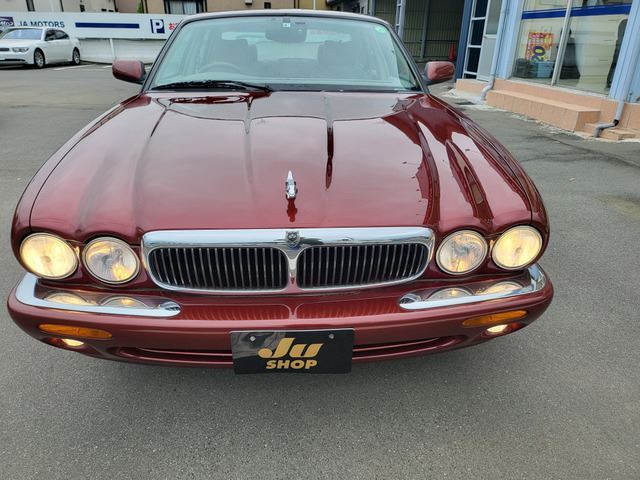 1999 Jaguar XJ — фото 5
