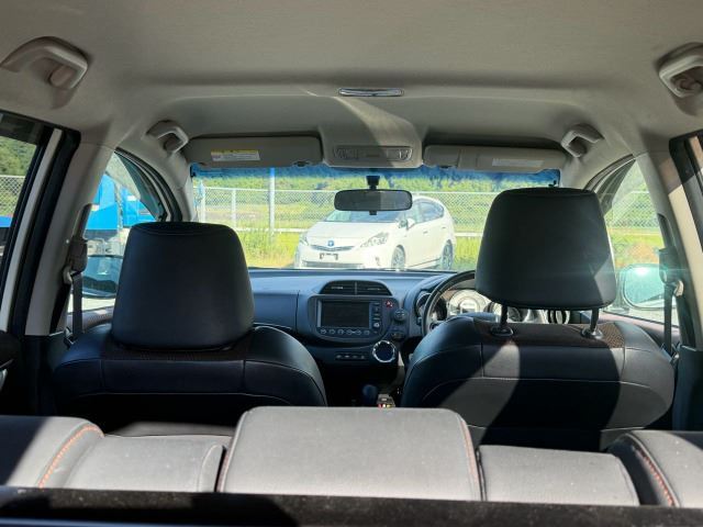 صورة مصغرة 38 لـ 2011 Honda FIT SHUTTLE HYBRID