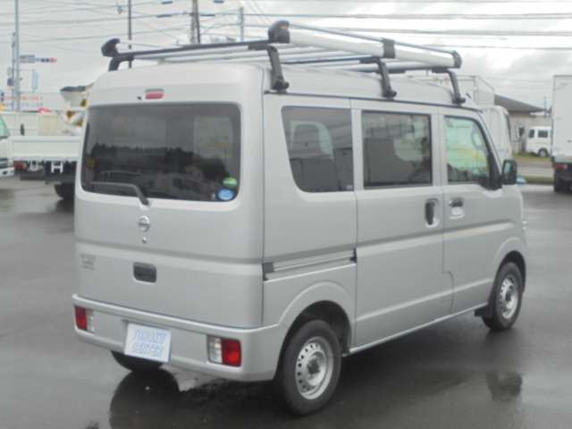 صورة 7 لـ 2021 Nissan NV100CLIPPER RIO