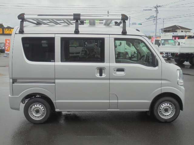 صورة 6 لـ 2021 Nissan NV100CLIPPER RIO
