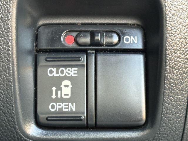 2012 Honda N-BOX CUSTOM 缩略图 31