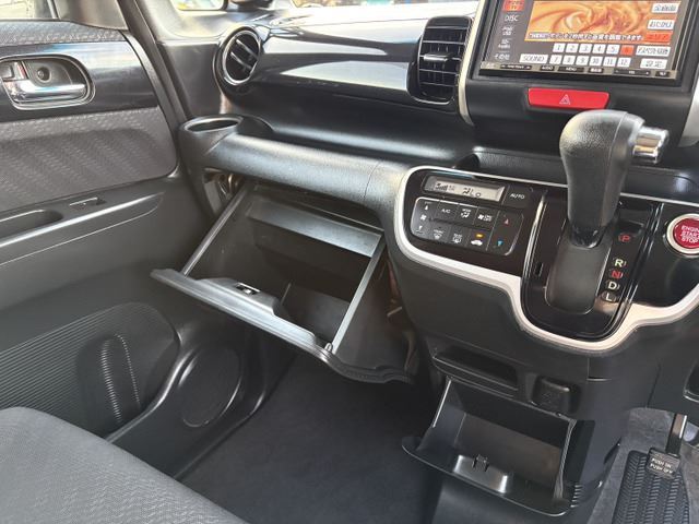 2012 Honda N-BOX CUSTOM 缩略图 35