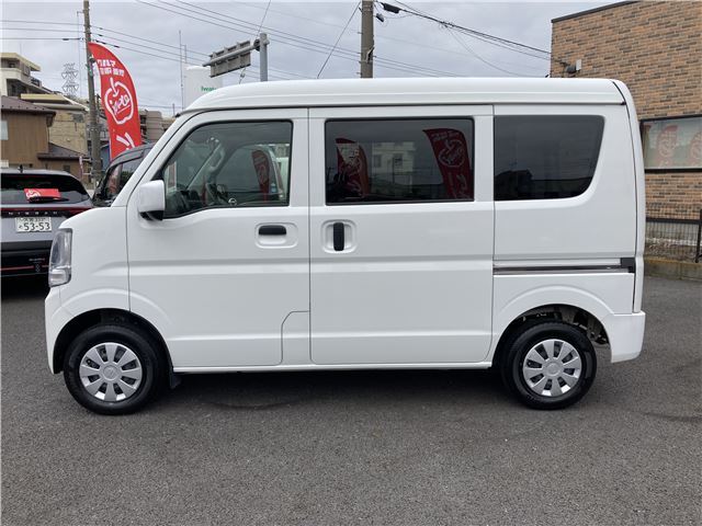 صورة 9 لـ 2023 Nissan NV100CLIPPER RIO