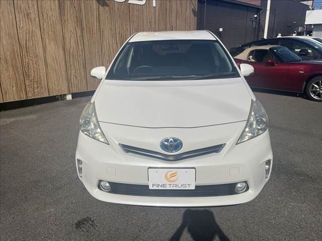 2011 Toyota PRIUS ALPHA 缩略图 14