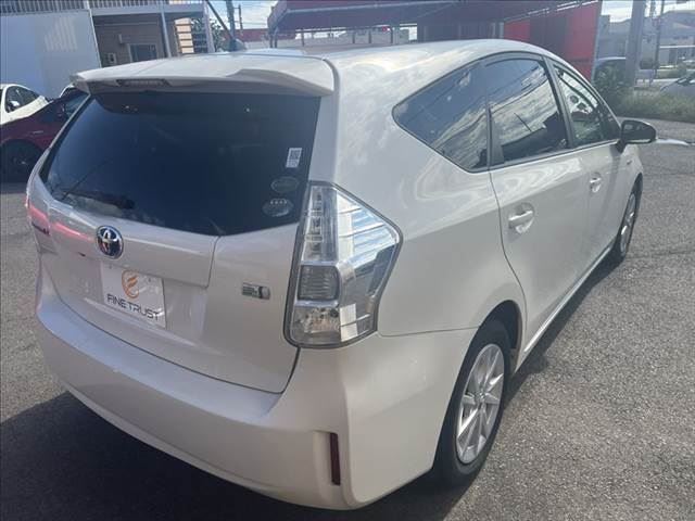 2011 Toyota PRIUS ALPHA 缩略图 17