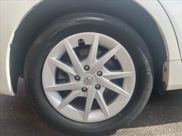 2011 Toyota PRIUS ALPHA 缩略图 28
