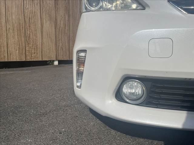 2011 Toyota PRIUS ALPHA 缩略图 31