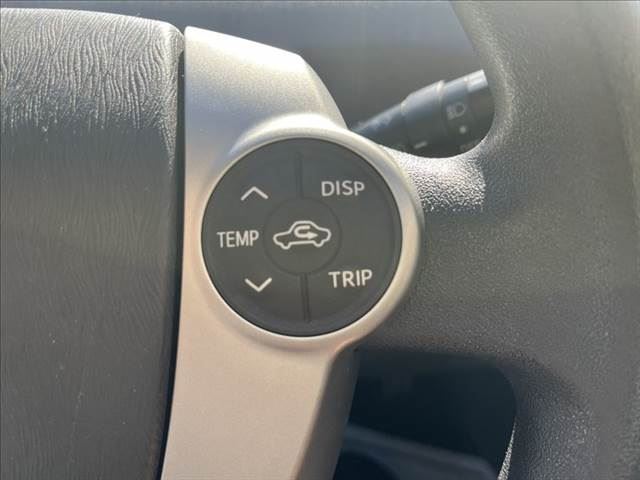 2011 Toyota PRIUS ALPHA 缩略图 38