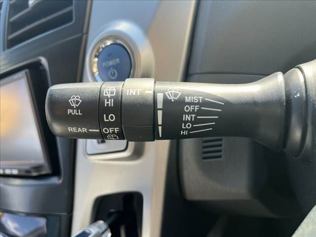 2011 Toyota PRIUS ALPHA 缩略图 39