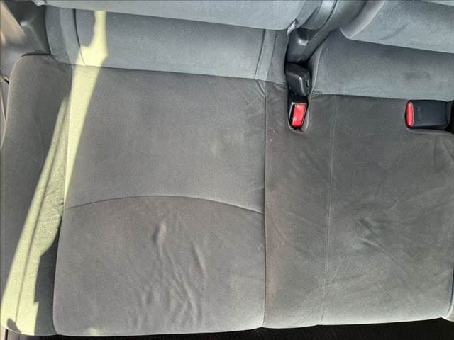 2011 Toyota PRIUS ALPHA 缩略图 50
