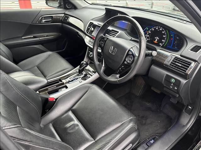 صورة 7 لـ 2013 Honda ACCORD HYBRID