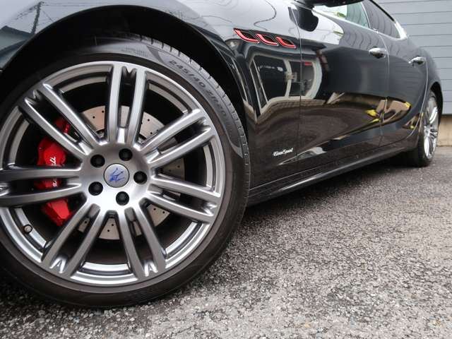 2018 Maserati GRAN SPORT 照片 3