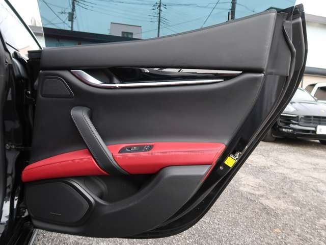 صورة مصغرة 40 لـ 2018 Maserati GRAN SPORT