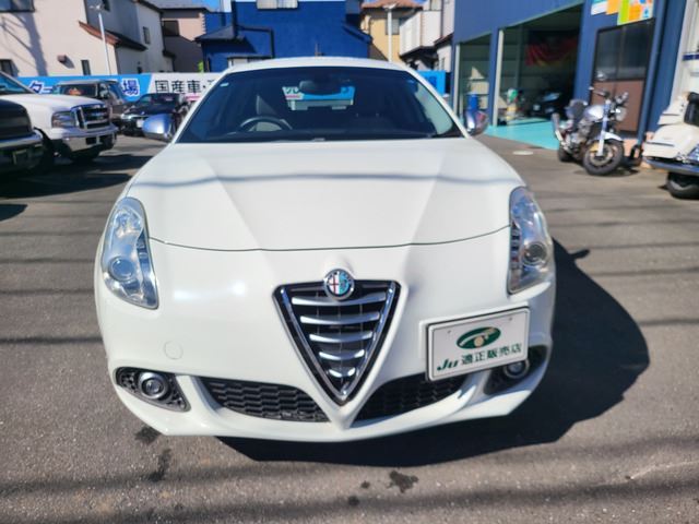 2015 ALFA Romeo GIULIETTA 缩略图 12