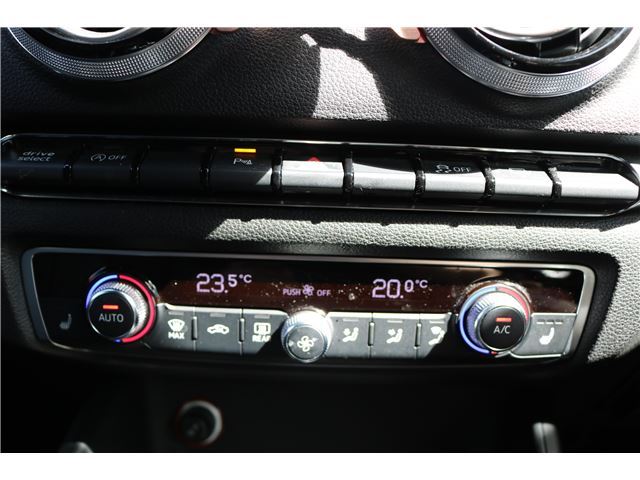 صورة مصغرة 17 لـ 2014 AUDI S3