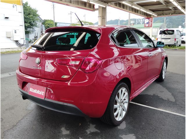 2012 ALFA Romeo GIULIETTA — миниатюра 19