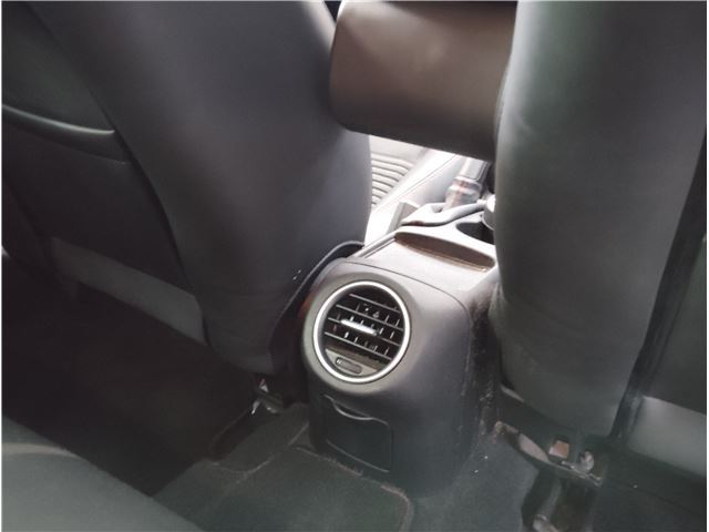 2012 ALFA Romeo GIULIETTA — миниатюра 23