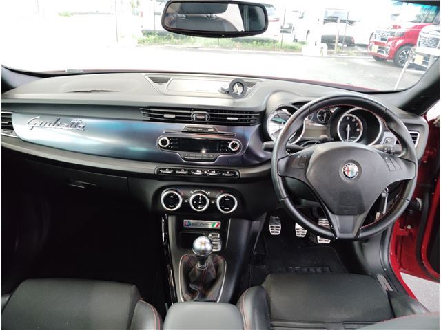 2012 ALFA Romeo GIULIETTA — миниатюра 42