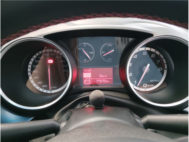 2012 ALFA Romeo GIULIETTA — миниатюра 47