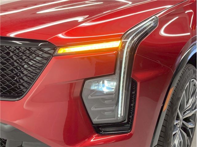 2025 Cadillac XT4 照片 3